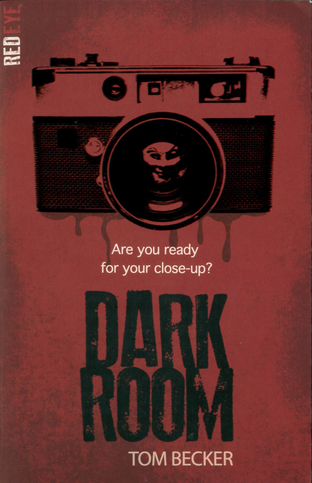 Dark Room /